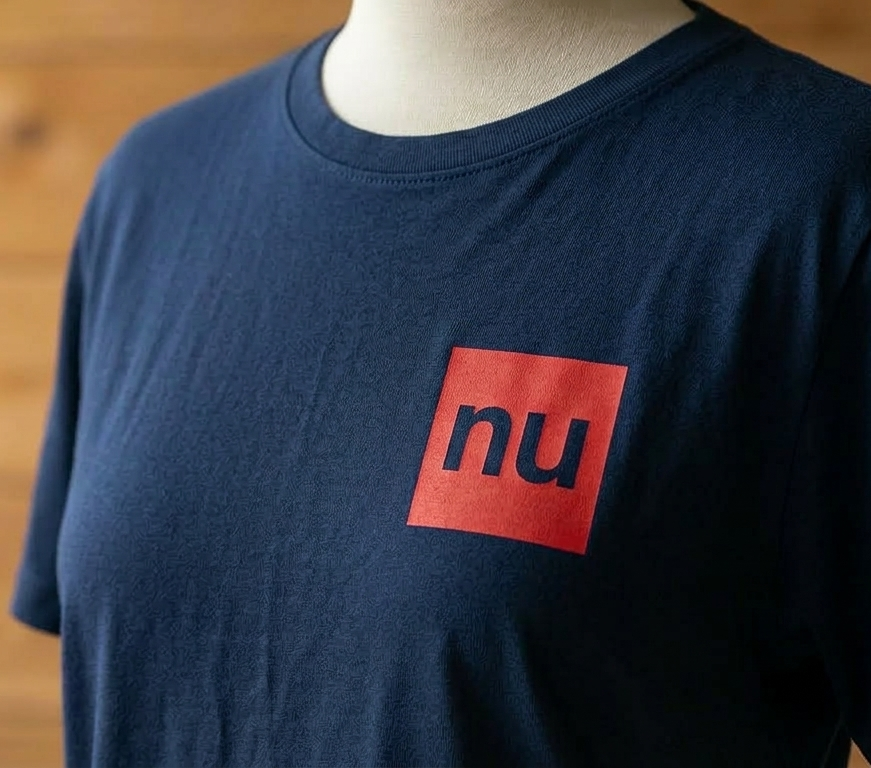 T-Shirt "nu" deep-navy/Rot - Uwe Steimle